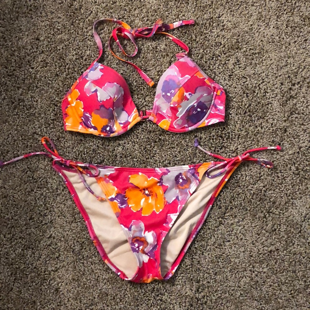 Pink floral Victoria’s Secret Bikini